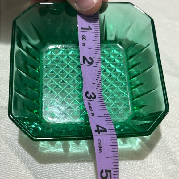 Vintage Green Glass Hexagonal Dish - Picture 5 of 6
